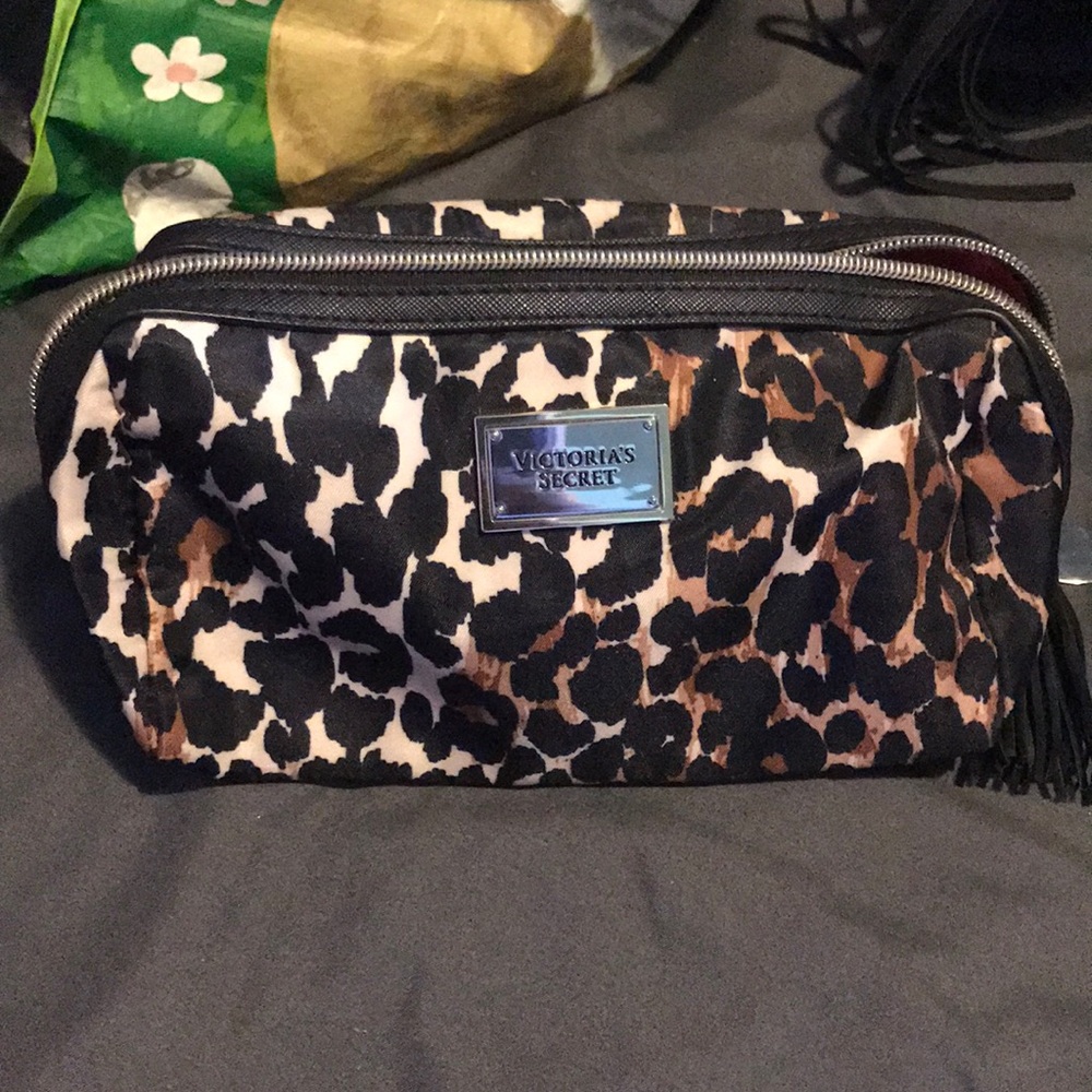 Makeup bag